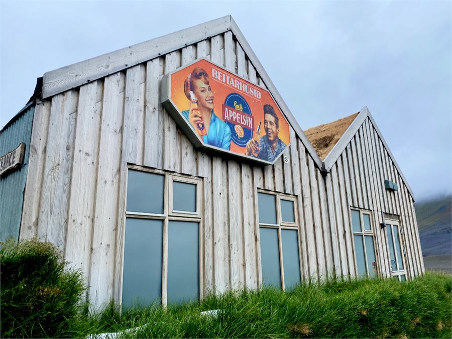 Beitarhúsið café at Möðrudalur